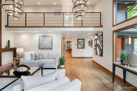 5100 NE 55th Street Seattle WA 98105