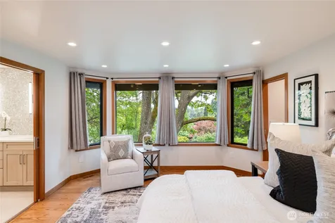 5100 NE 55th Street Seattle WA 98105