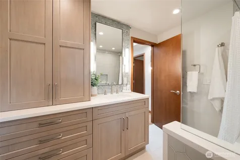 5100 NE 55th Street Seattle WA 98105