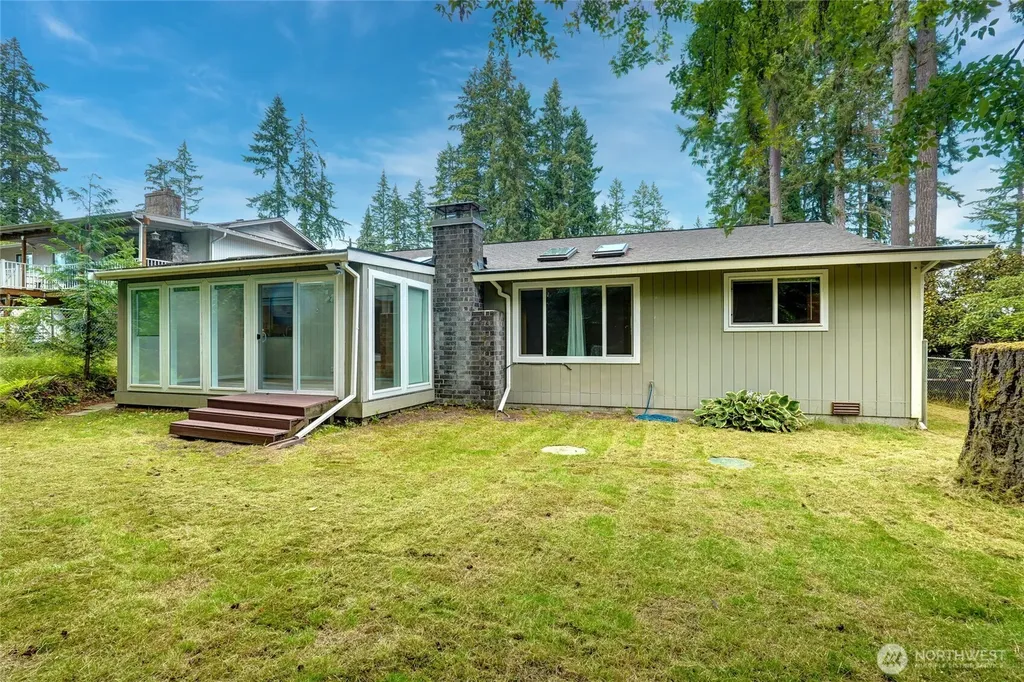 120 155th Street SE Lynnwood WA 98087