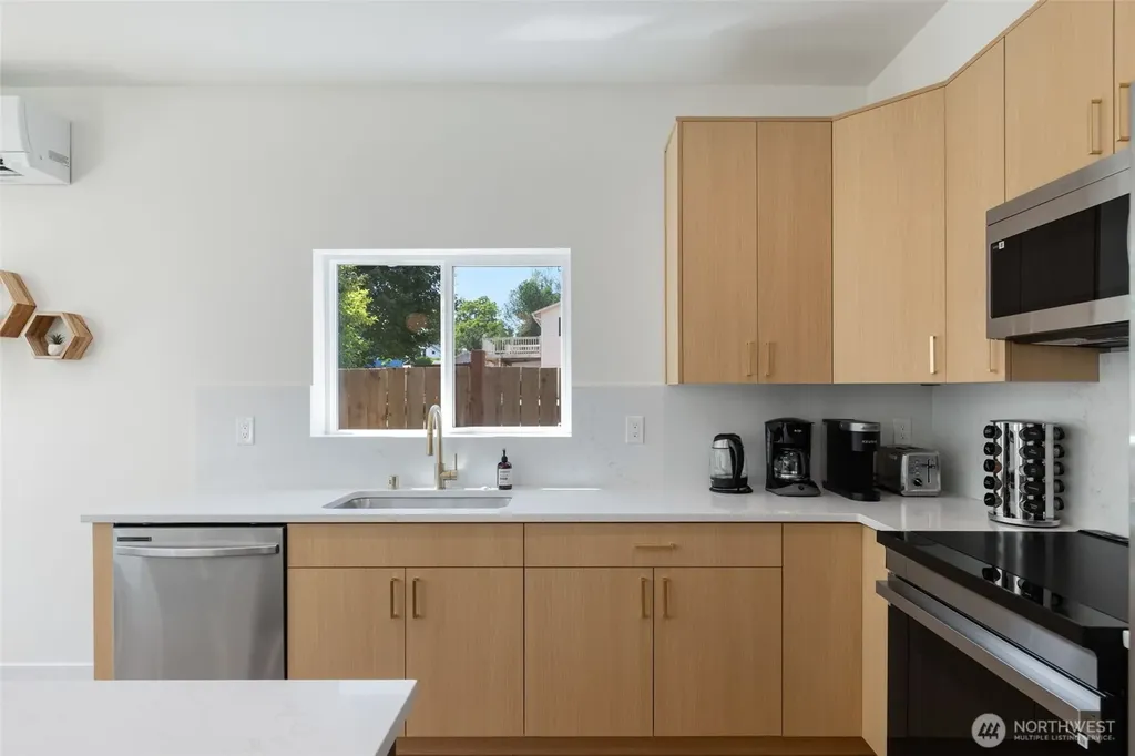 5349 S Fountain Street Seattle WA 98178
