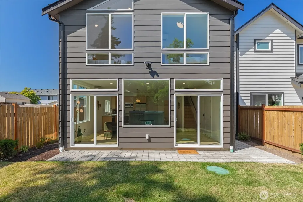 5349 S Fountain Street Seattle WA 98178