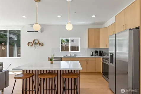 5349 S Fountain Street Seattle WA 98178