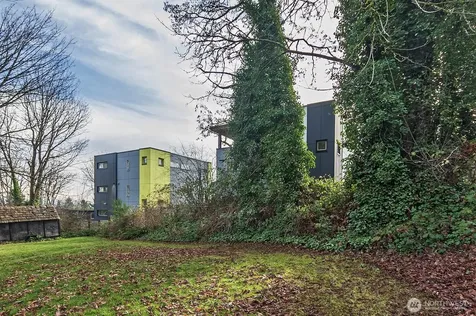 47 Mount View Drive S Seattle WA 98108