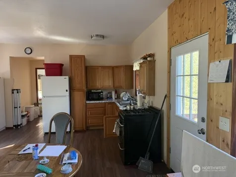 293 Blue Meadow Tonasket WA 98855