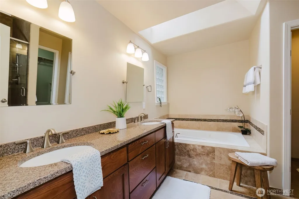 6961 Wentworth Avenue SW Port Orchard WA 98367