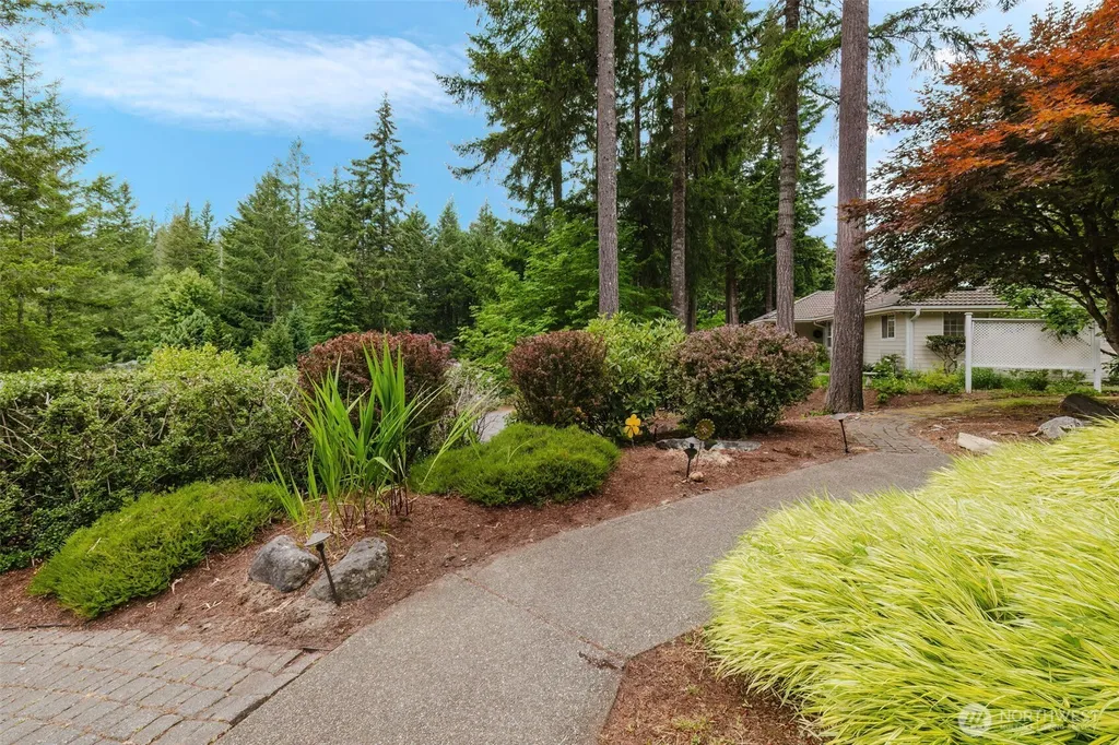 6961 Wentworth Avenue SW Port Orchard WA 98367