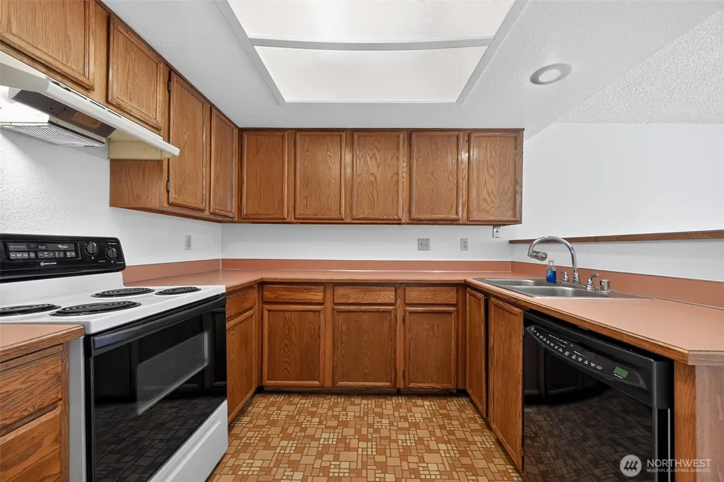 25028 110th Avenue SE Kent WA 98030