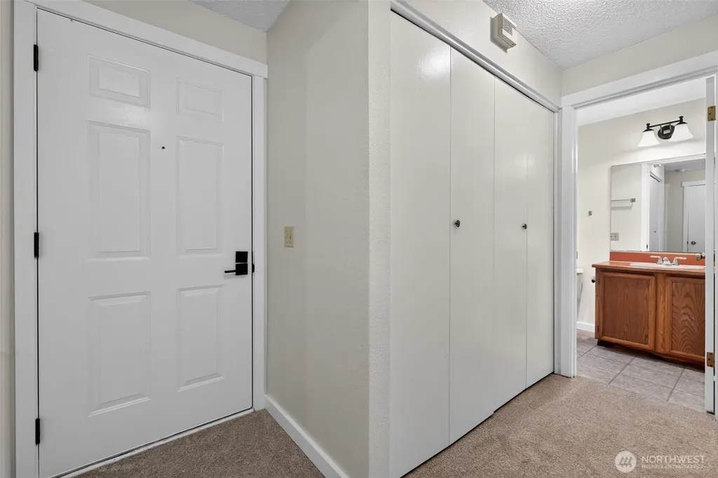25028 110th Avenue SE Kent WA 98030
