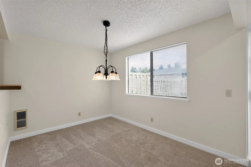 25028 110th Avenue SE Kent WA 98030
