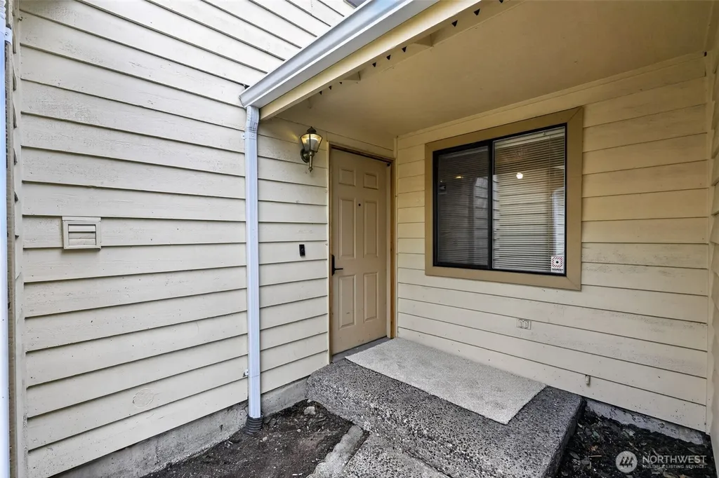 25028 110th Avenue SE Kent WA 98030