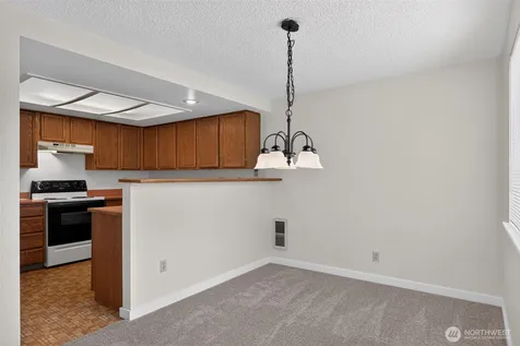 25028 110th Avenue SE Kent WA 98030