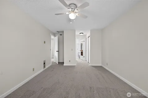 25028 110th Avenue SE Kent WA 98030