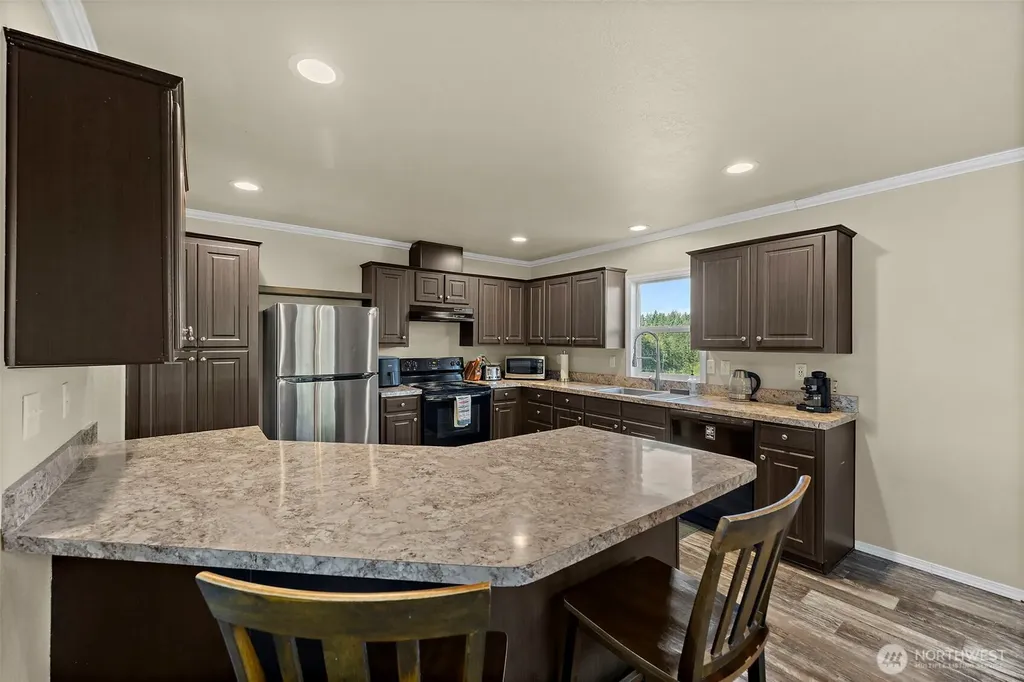 2768 Ridgecrest Drive W Bremerton WA 98312