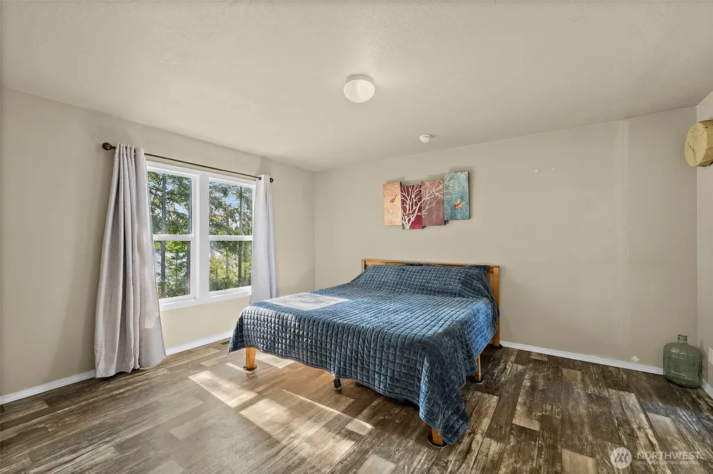 2768 Ridgecrest Drive W Bremerton WA 98312