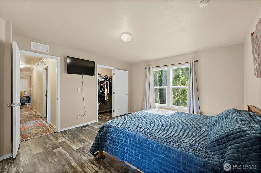 2768 Ridgecrest Drive W Bremerton WA 98312