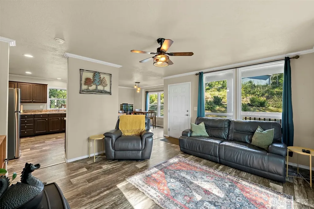 2768 Ridgecrest Drive W Bremerton WA 98312