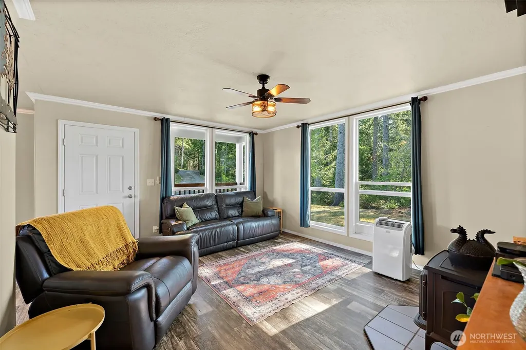 2768 Ridgecrest Drive W Bremerton WA 98312