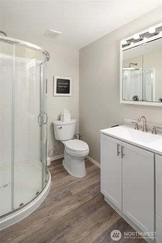 1067 Anacortes Avenue NE Renton WA 98059