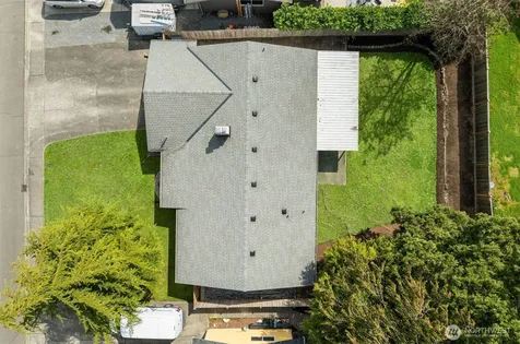 1067 Anacortes Avenue NE Renton WA 98059