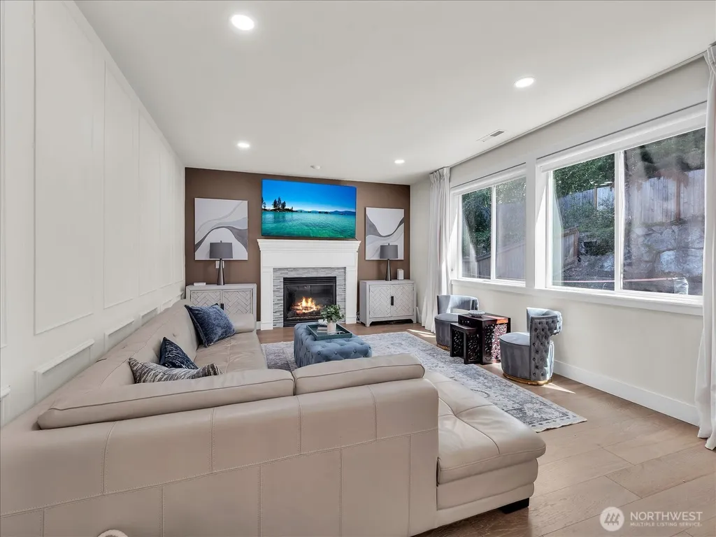 23009 36th Dr SE Bothell WA 98021
