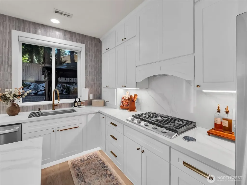 23009 36th Dr SE Bothell WA 98021