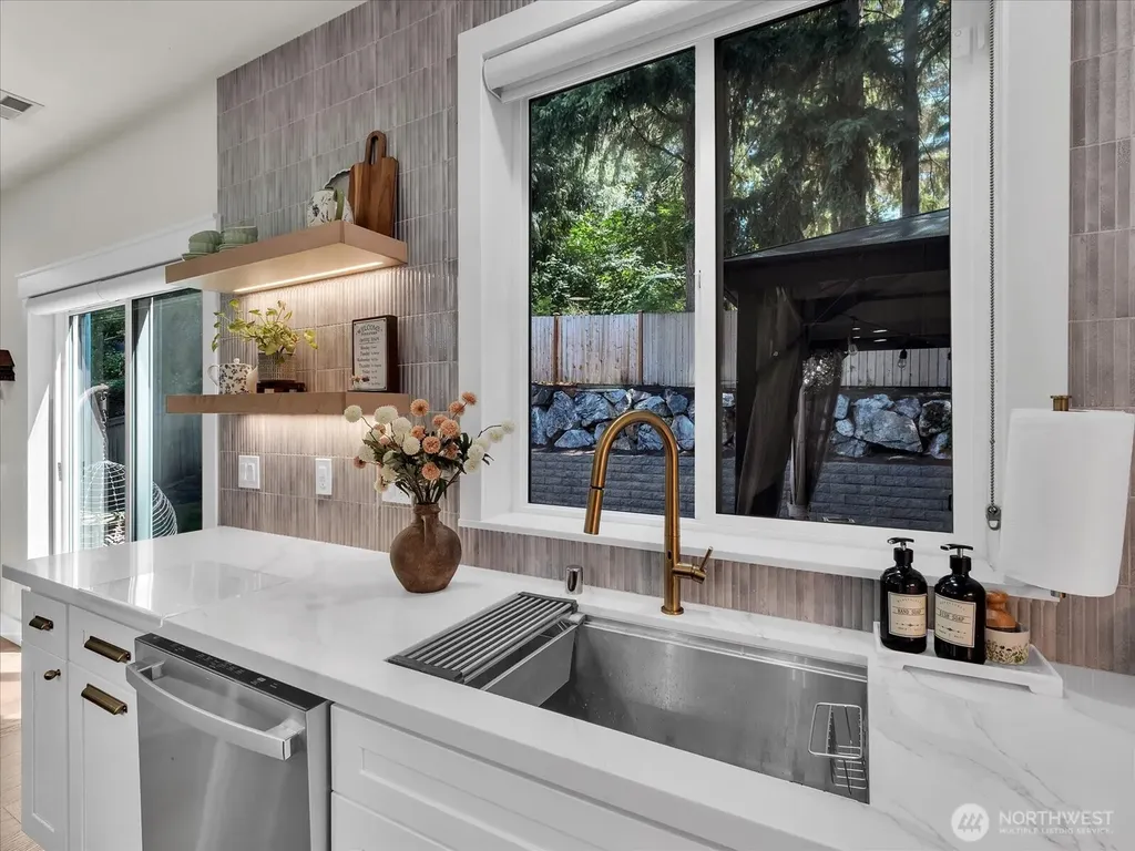 23009 36th Dr SE Bothell WA 98021