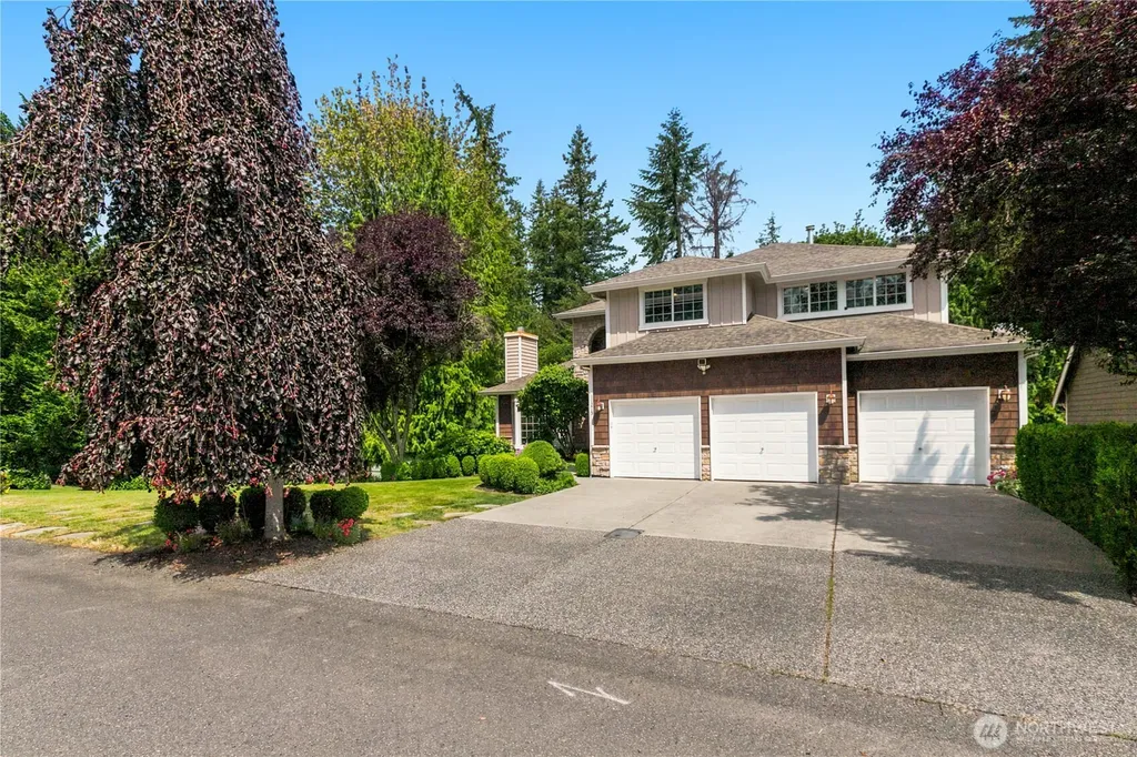 11215 29th Street SE Lake Stevens WA 98258