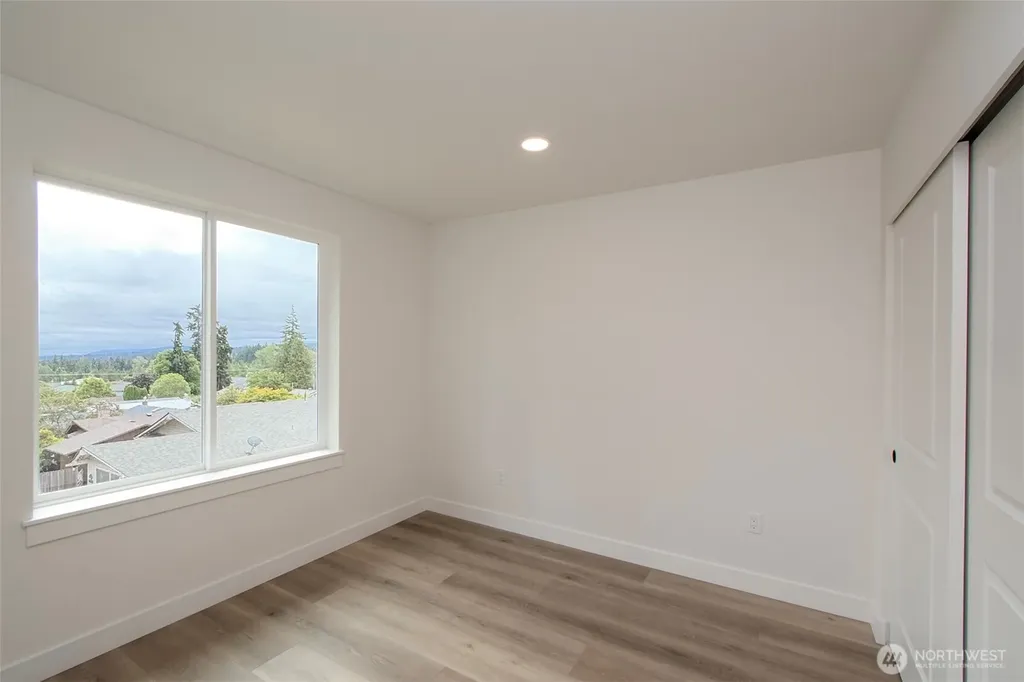 1104 W Lauridsen Boulevard Port Angeles WA 98363