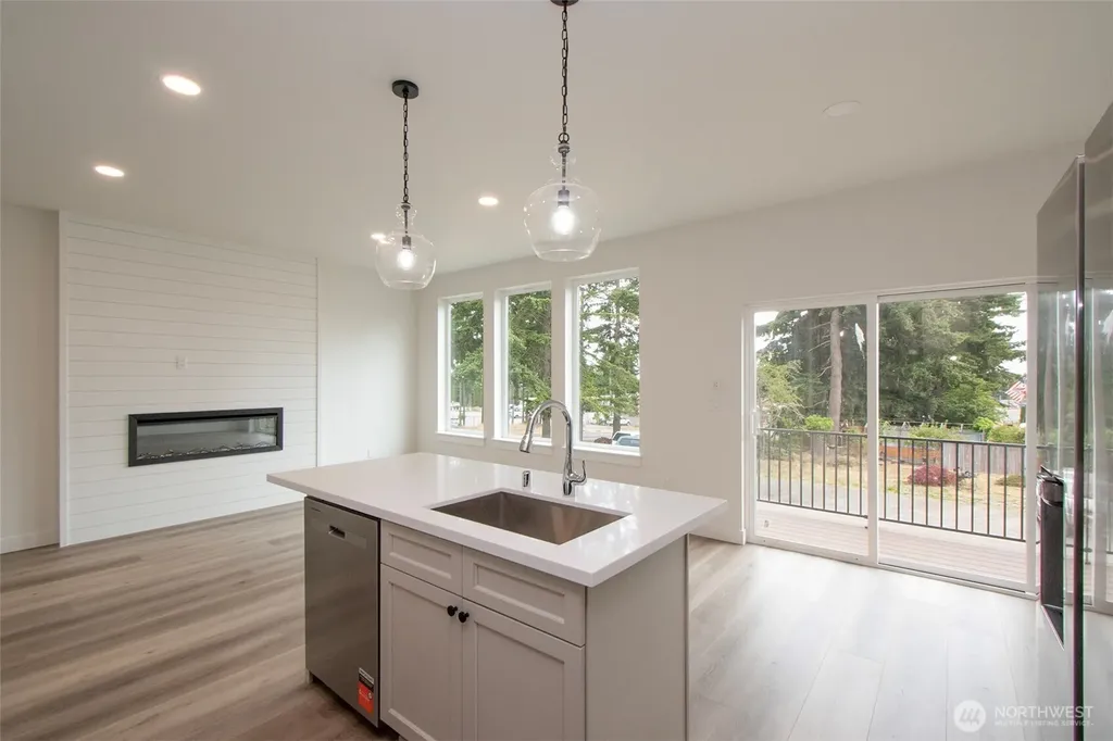1104 W Lauridsen Boulevard Port Angeles WA 98363