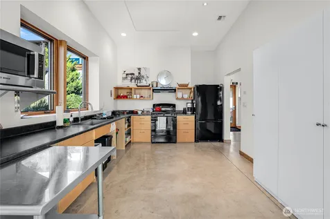 363 Ambrose Lane NW Bainbridge Island WA 98110