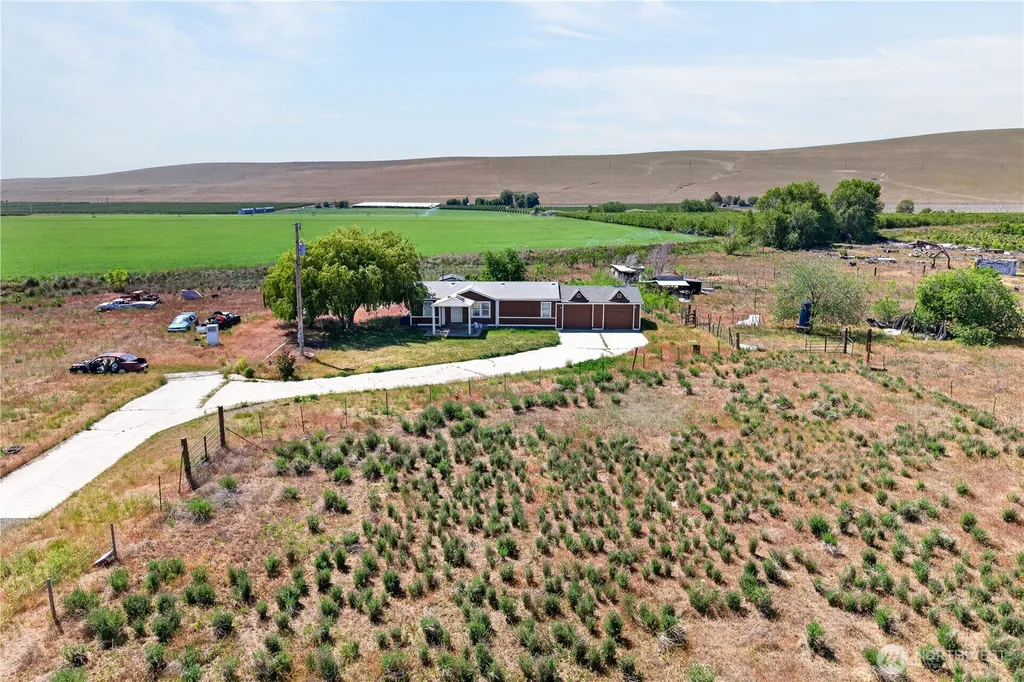 2643 W Bench Road Othello WA 99344