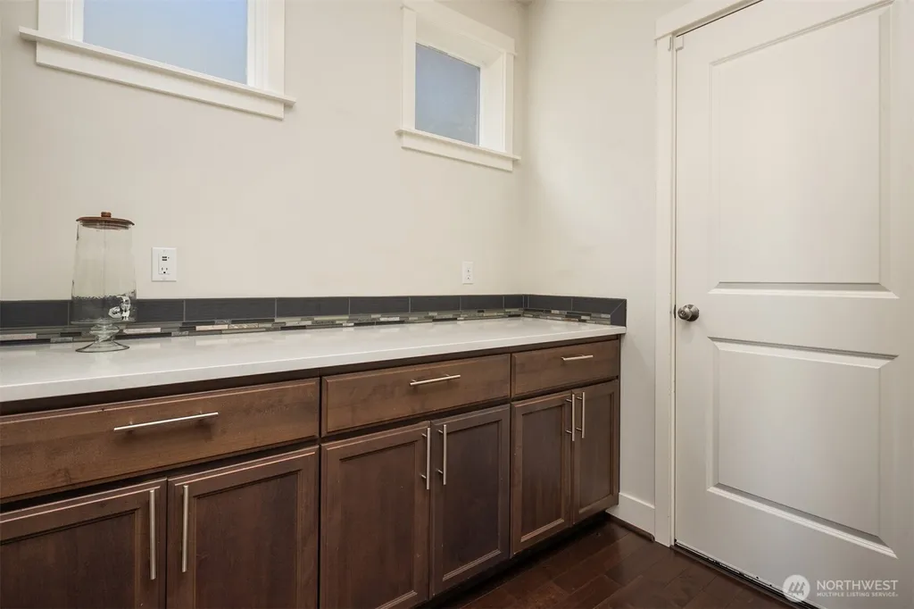 5402 165th Place SW Lynnwood WA 98037