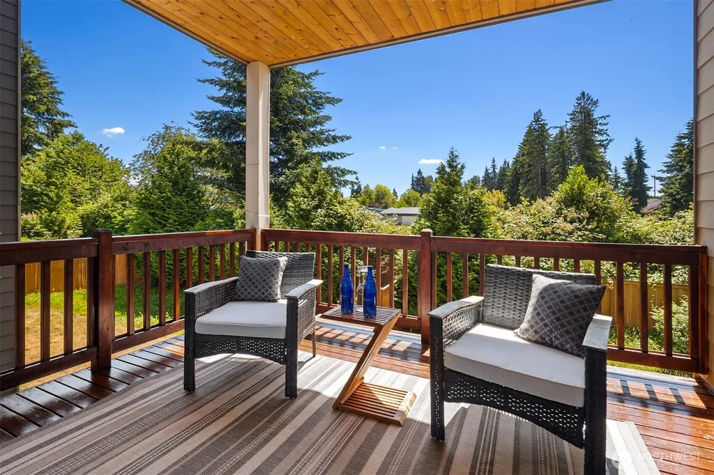 5402 165th Place SW Lynnwood WA 98037
