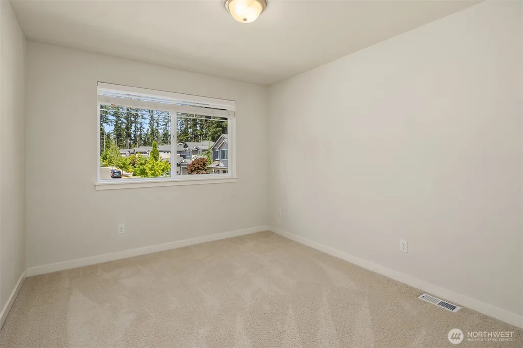 5402 165th Place SW Lynnwood WA 98037