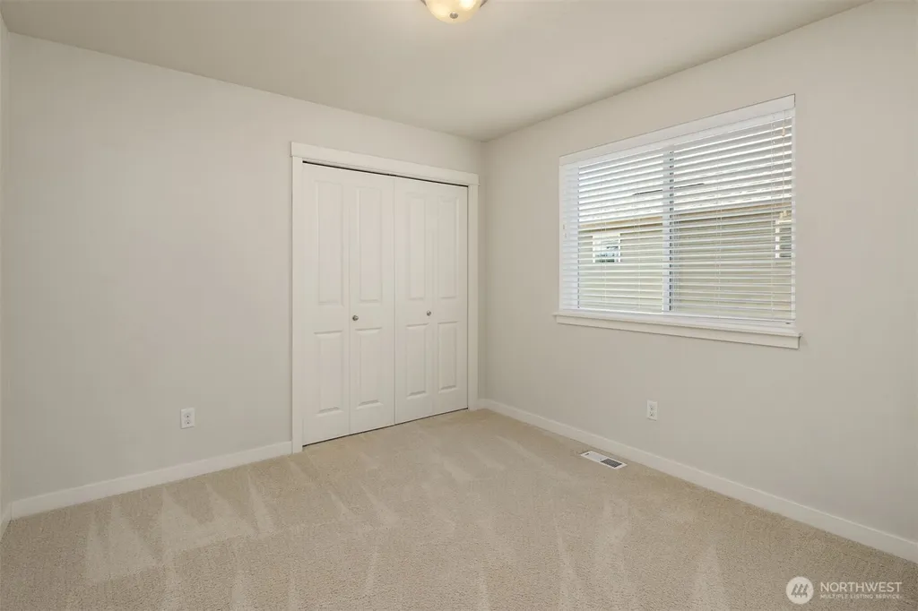 5402 165th Place SW Lynnwood WA 98037