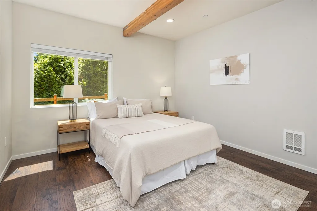 5402 165th Place SW Lynnwood WA 98037