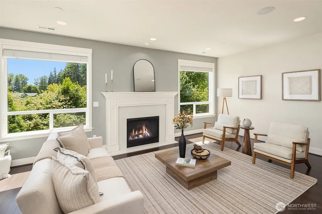 5402 165th Place SW Lynnwood WA 98037