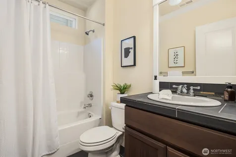 5402 165th Place SW Lynnwood WA 98037