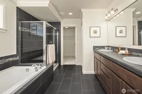5402 165th Place SW Lynnwood WA 98037
