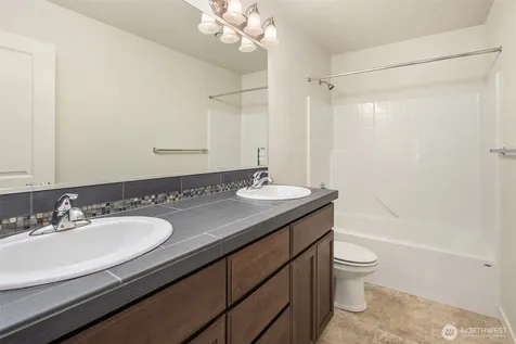 5402 165th Place SW Lynnwood WA 98037
