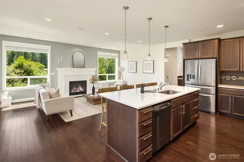 5402 165th Place SW Lynnwood WA 98037