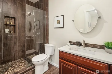 5402 165th Place SW Lynnwood WA 98037