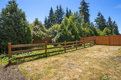 5402 165th Place SW Lynnwood WA 98037