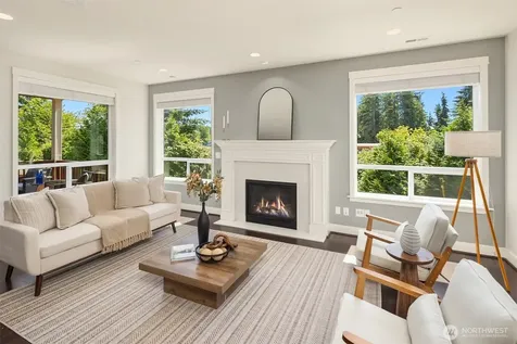 5402 165th Place SW Lynnwood WA 98037