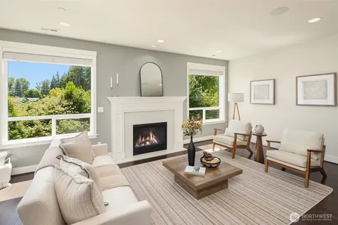 5402 165th Place SW Lynnwood WA 98037