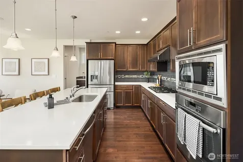 5402 165th Place SW Lynnwood WA 98037