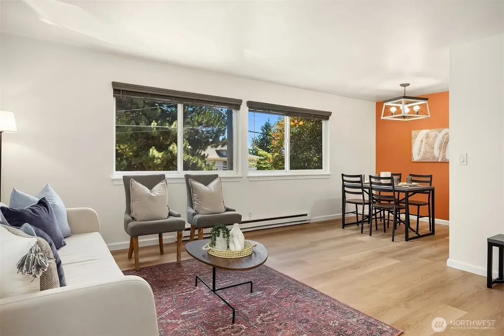 4111 Whitman Avenue N Seattle WA 98103