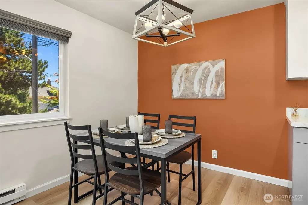4111 Whitman Avenue N Seattle WA 98103