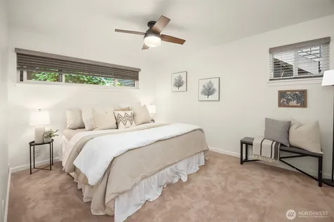 4111 Whitman Avenue N Seattle WA 98103